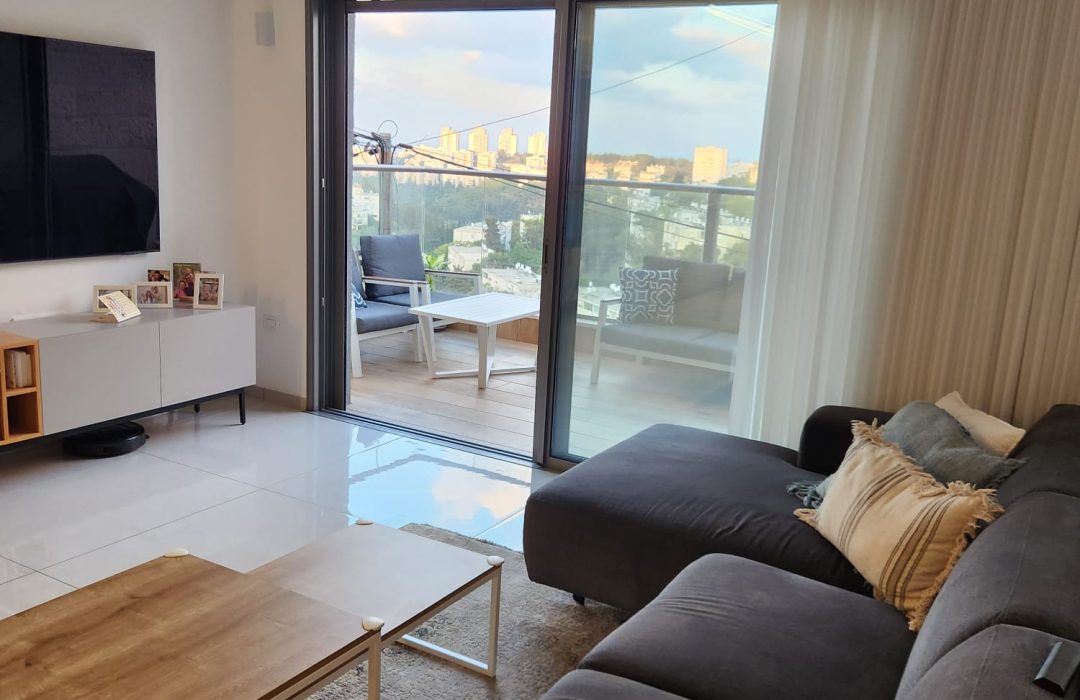 092fbb71-8696-4246-9519-69ded5ff034b