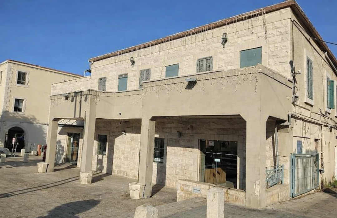 5E2CF4DF-7E88-471C-8F05-FD7E313E0E61